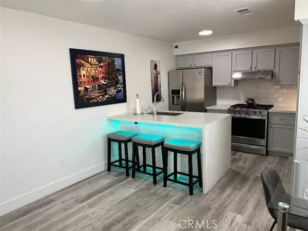 Huntington Beach, CA 92649,4612 Via Vista Cir