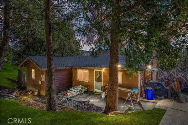 333 Weisshorn Drive, Crestline, CA 92325