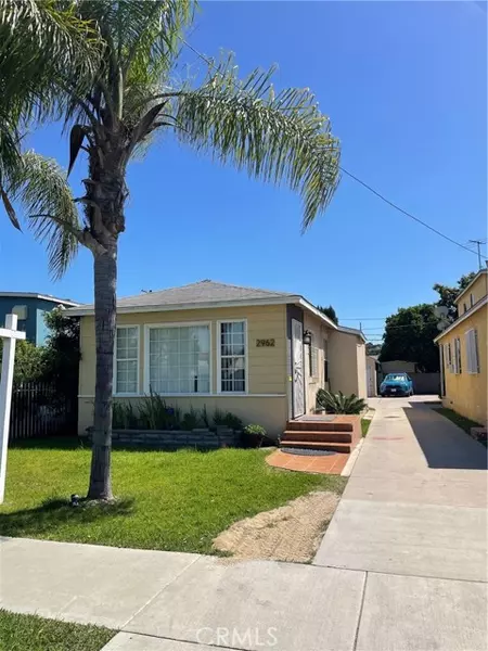 2962 Los Flores Boulevard, Lynwood, CA 90262