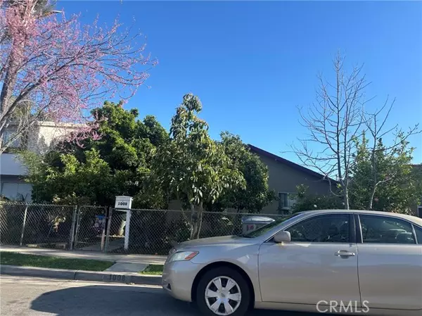 La Habra, CA 90631,1008 East Erna Avenue