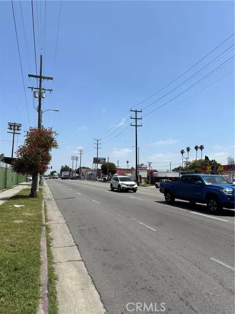 Los Angeles, CA 90001,710 East Florence Avenue