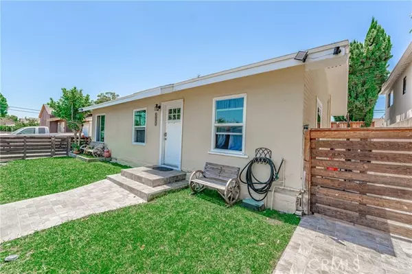 Long Beach, CA 90805,5933 John Avenue