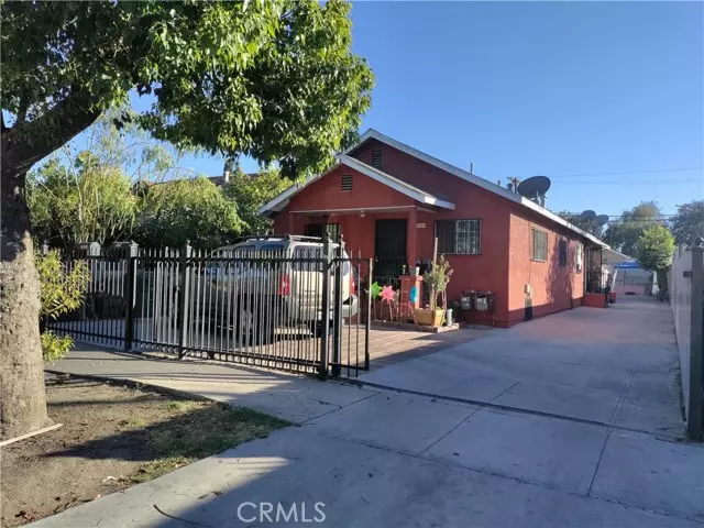 118 East 84th Street, Los Angeles, CA 90003