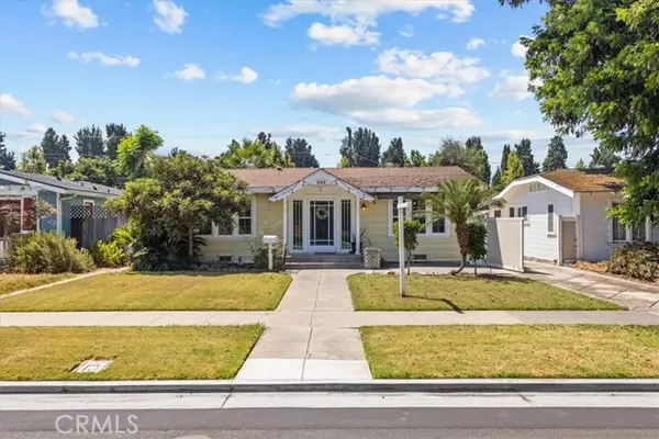 228 Jacaranda Place, Fullerton, CA 92832