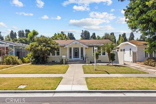 228 Jacaranda Place, Fullerton, CA 92832