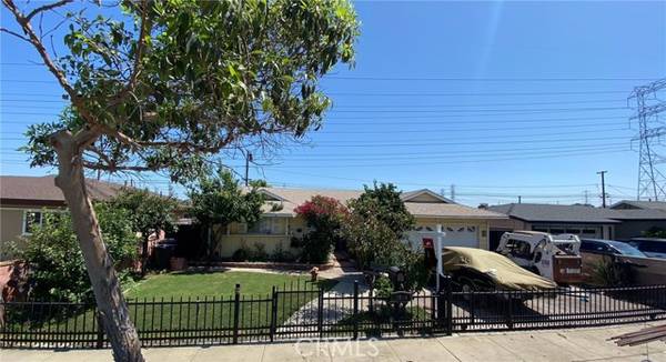 1954 Stevely Avenue, Long Beach, CA 90815