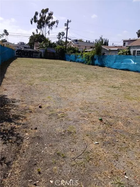 2401 Carmona Avenue, Los Angeles, CA 90016