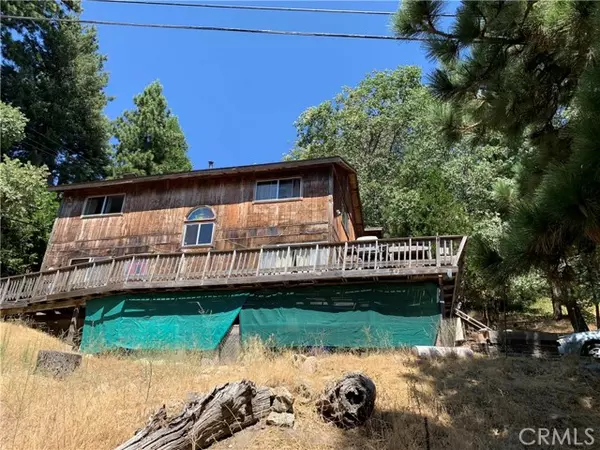 Running Springs, CA 92382,70 Oak Leaf Lane