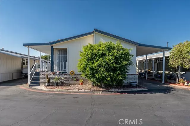 201 E Arrow Highway, Glendora, CA 91740