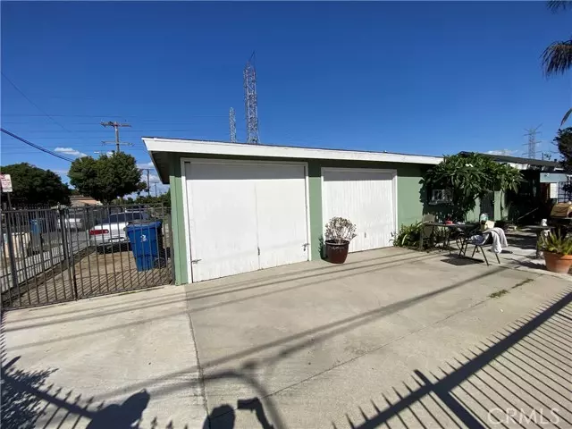 1801 East 92nd Street, Los Angeles, CA 90002