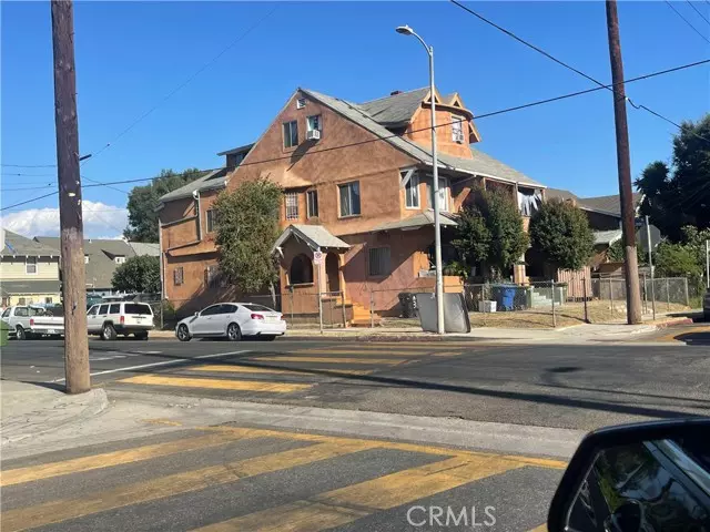 3522 Maple Avenue, Los Angeles, CA 90011