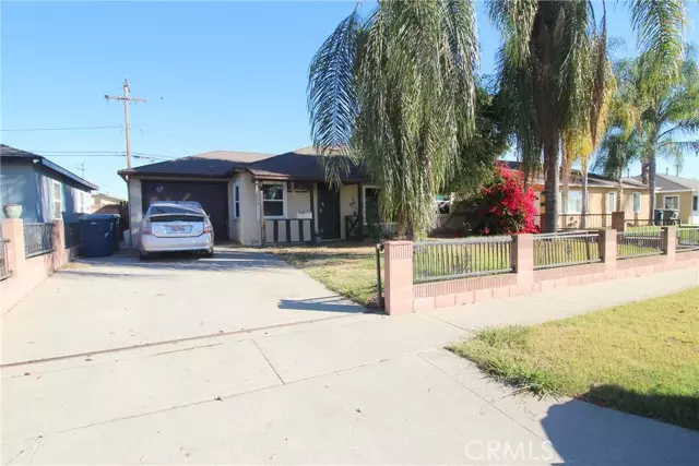 Bellflower, CA 90706,13902 Regentview Avenue