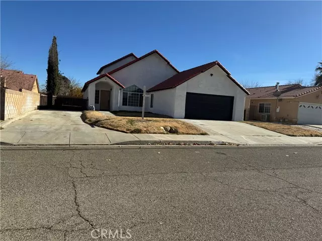 43638 Nicole Street, Lancaster, CA 93535