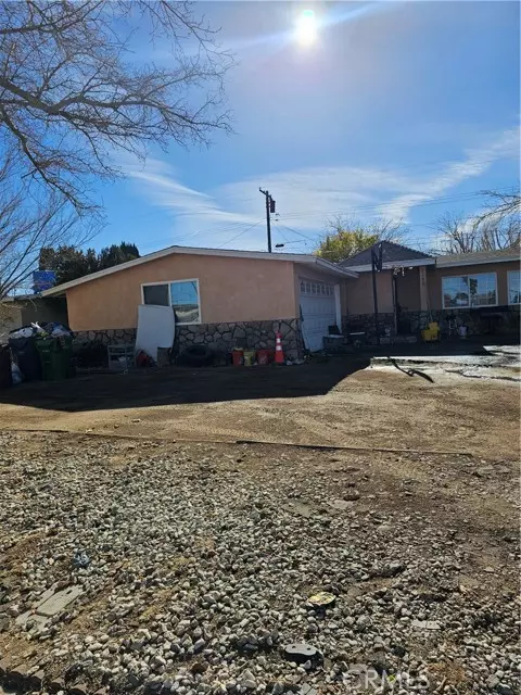 2152 East Avenue Q5, Palmdale, CA 93550