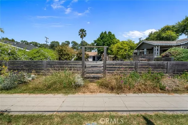 3312 California Avenue, Signal Hill, CA 90755