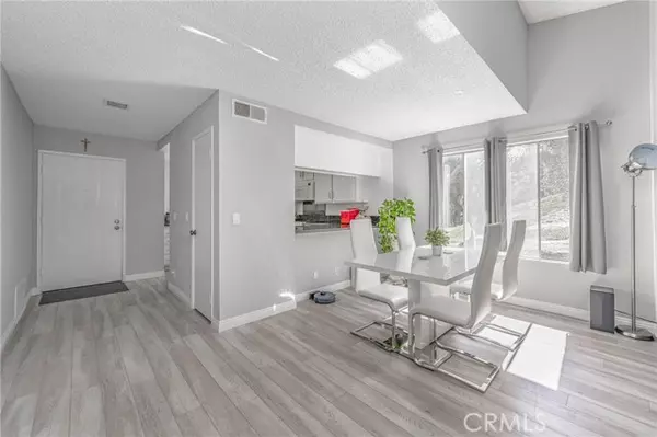 Newhall, CA 91321,26212 Rainbow Glen Drive