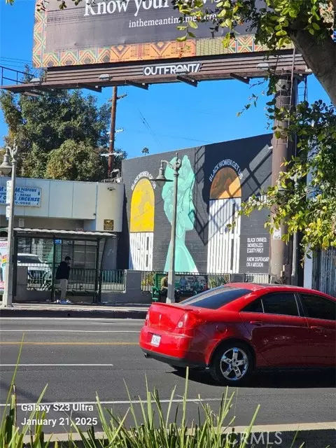 Los Angeles, CA 90008,4301 Crenshaw Boulevard