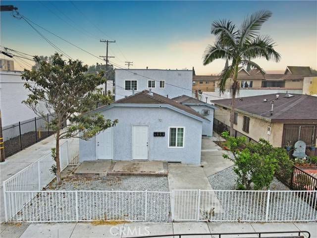 2514 Clarendon Avenue, Huntington Park, CA 90255