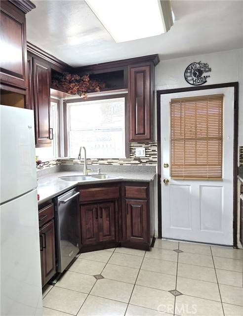 Lynwood, CA 90262,4301 Brewster Avenue