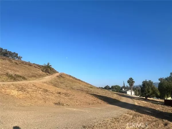 Lake Elsinore, CA 92530,0 Lakeview Street