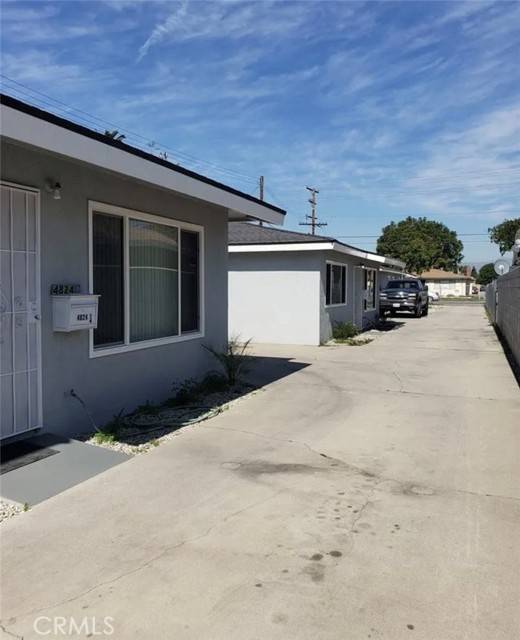 Cudahy, CA 90201,4822 Live Oak Street