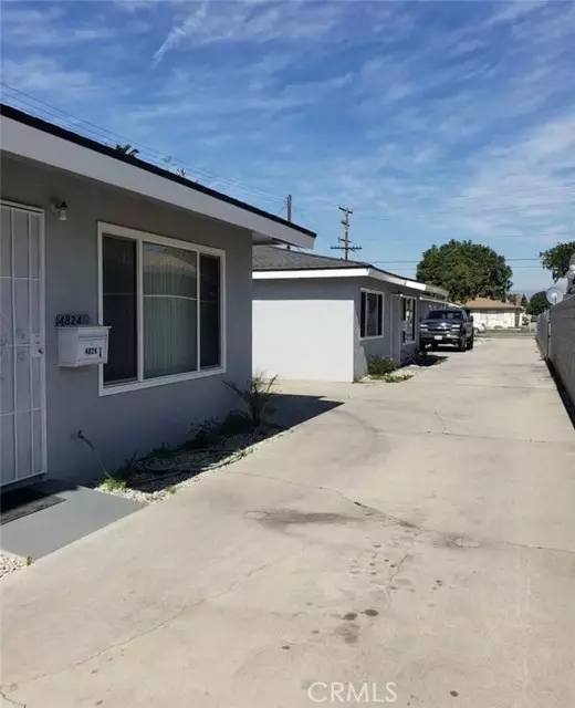 Cudahy, CA 90201,4822 Live Oak Street