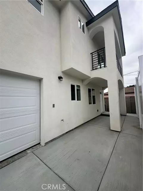 Compton, CA 90222,1318 West 131st Street