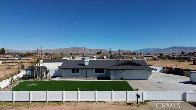 Apple Valley, CA 92307,15245 Apache Road