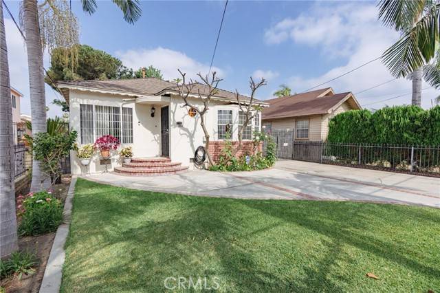 Huntington Park, CA 90255,5933 Fishburn Avenue