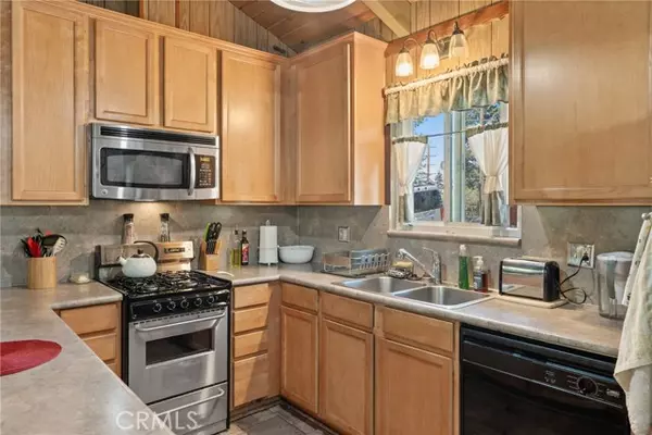Crestline, CA 92325,810 Arosa Drive