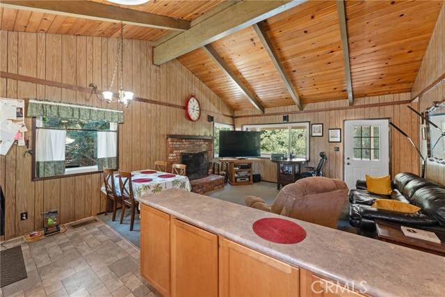 Crestline, CA 92325,810 Arosa Drive