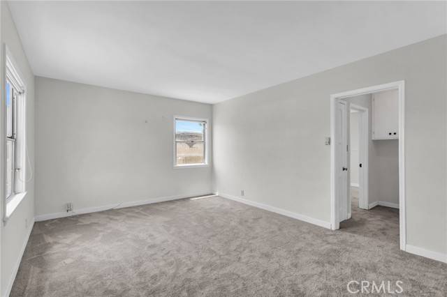 Compton, CA 90221,14403 S White Ave