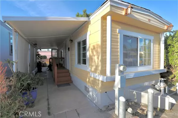 13441 Lakewood Boulevard, Downey, CA 90242
