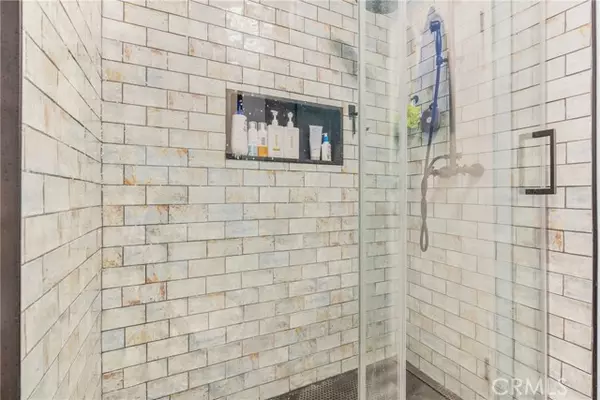 Long Beach, CA 90804,5585 East Pacific Coast