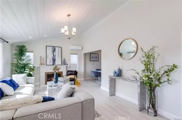 6171 Cleon Avenue, North Hollywood, CA 91606