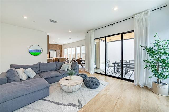 Porter Ranch, CA 91326,20754 West Bur Oak Circle
