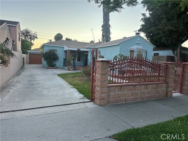Compton, CA 90221,1307 North Mcdivitt Avenue