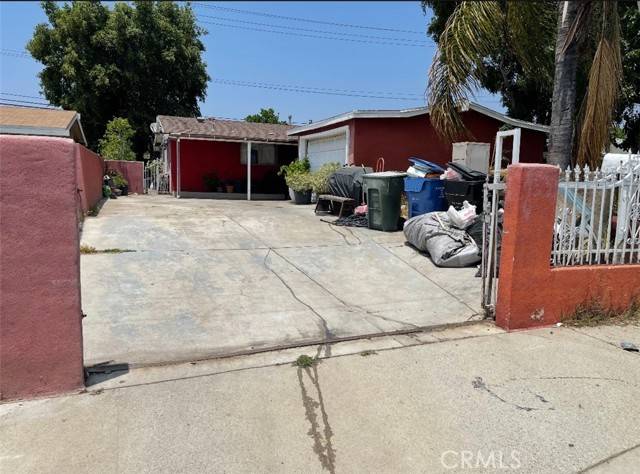 Pomona, CA 91768,2621 Barjud Avenue