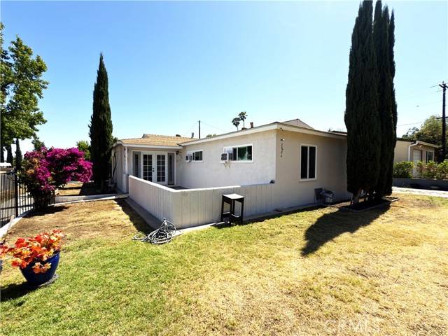 851 Amador Avenue, Ontario, CA 91764