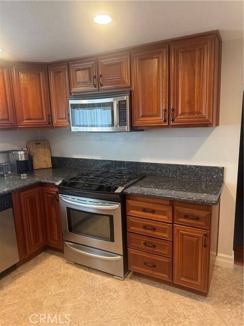 Placentia, CA 92870,1398 Tartan Circle