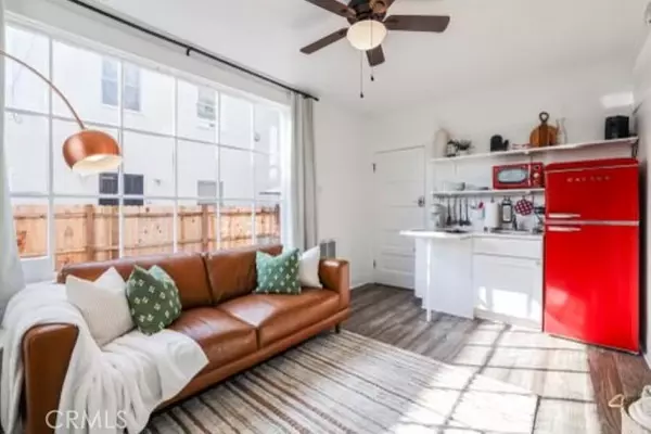 Long Beach, CA 90813