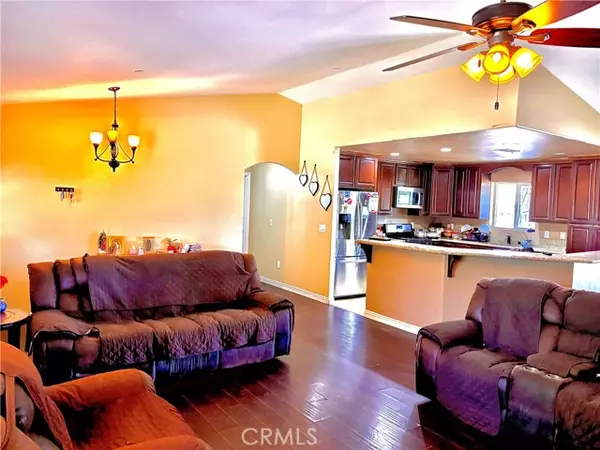 Hesperia, CA 92345,10401 Hemlock Avenue