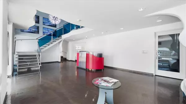 Bell Gardens, CA 90201