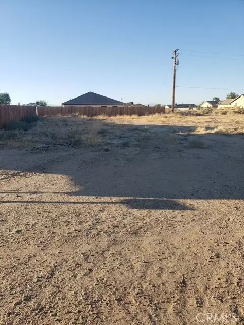 California City, CA 93505,0 Redwood