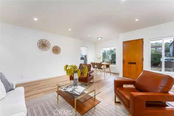 Signal Hill, CA 90755,2283 Gaviota Avenue
