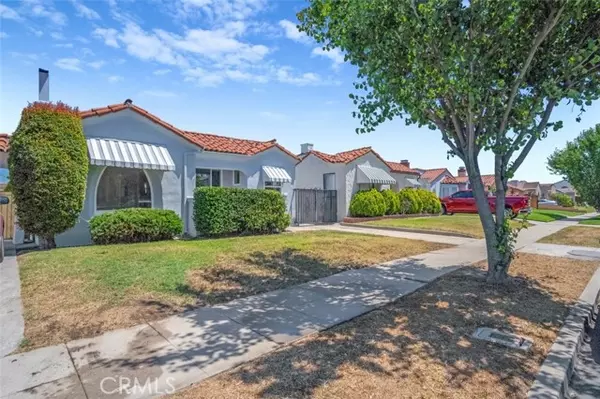 2049 West 71st Street, Los Angeles, CA 90047
