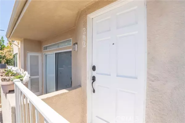 Van Nuys, CA 91401,13801 Oxnard Street