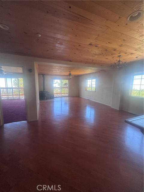 Running Springs, CA 92382,30134 Enchanted Way