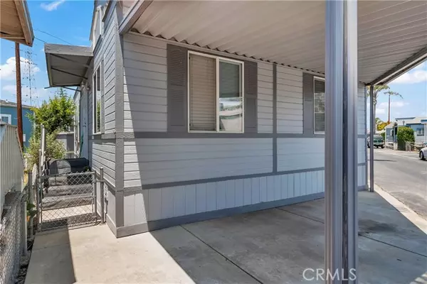 Bellflower, CA 90706,8811 Park Street