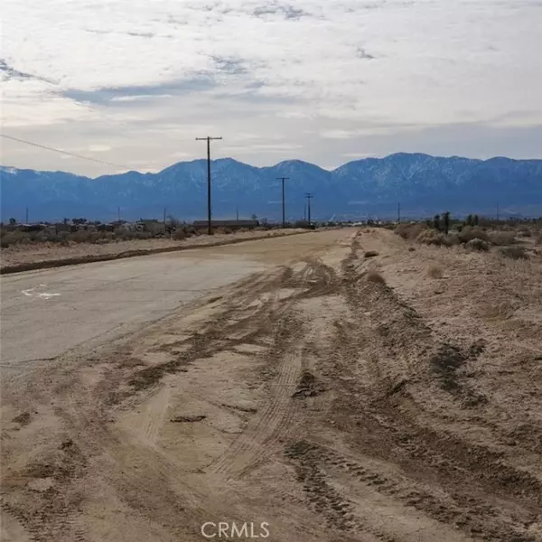 124 East Avenue Q, Palmdale, CA 93591
